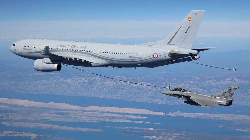 FOTO Rafali iznad Hrvatske: Pogledajte zajedničku akcija hrvatskih i francuskih pilota 10 54487238586 2ea021c22f k 1