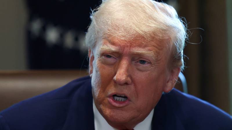 <div>Trump o indijskom napadu na Pakistan: 'Nadam se da će to brzo završiti. Ovo je šteta...'</div> 23 2025 04 30t173958z 1376014716 rc2h8eabibdl rtrmadp 3 usa trump