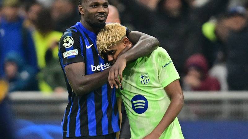 Inter - Barcelona 4-3: Spektakl u Milanu za finale 'nerazzurra'! 13 2025 05 06t214146z 1666838079 up1el561o9lm7 rtrmadp 3 soccer champions int bar report