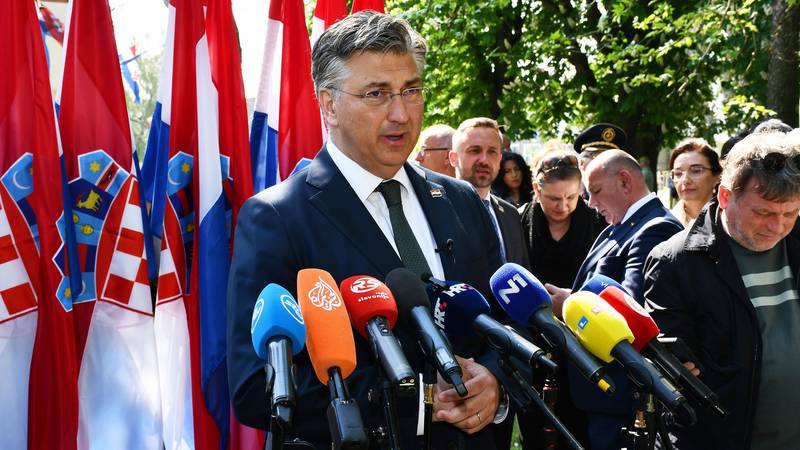 Andrej Plenković o Hipodromu: 'Tajming čudan? Neka pokrenu inicijativu za smjenu Turudića' 10 pxl 010525 132044260 mR8X7J7