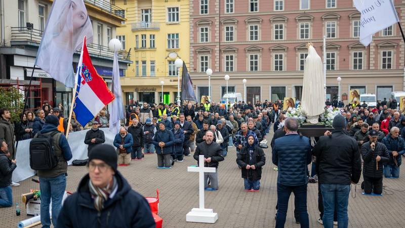 I danas molitelji na trgovima, najavljena i 'Tiha misa' 13 pxl 021124 123386870