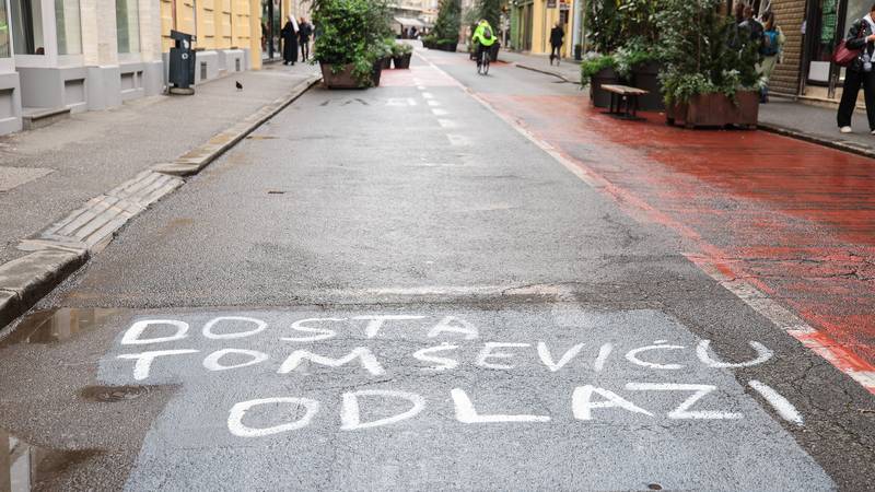FOTO Ponovili grafit protiv Tomaševića, ali i istu grešku 13 pxl 050525 132250101 ryRbmof