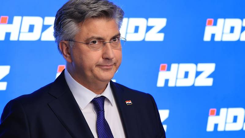 Plenković: Vidim da je u Splitu veliki rat između lijevih opcija! 16 pxl 050525 132259641 W7rXr3f