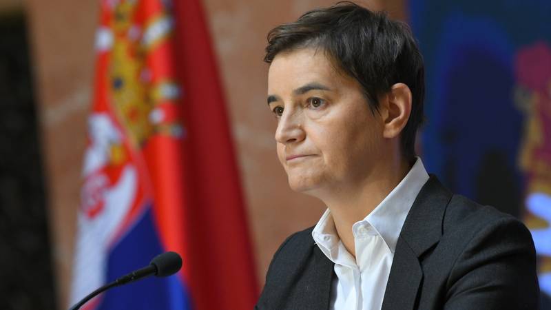 Ana Brnabić opet branila Vučića pa se osramotila: 'Koliko jadan moraš biti da lažeš kao Ponoš...' 13 pxl 280425 131935208 5HtWkWi