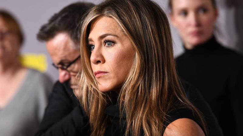Drama u vili Jennifer Aniston: Muškarac se autom zaletio u ogradu, zgrabilo ga osiguranje 16 pxl pa 011119 26632940