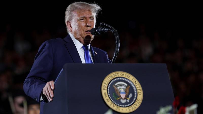 Trump se obraća Vrhovnom sudu kako bi ukinuo zaštitu za migrante iz Venezuele 10 pxl reu 020525