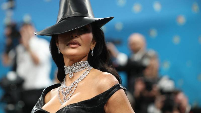 Kim Kardashian se obrušila na zaštitara na Met Gali: Čitačica s usana otkrila što mu je rekla 13 pxl reu 060525 132280782