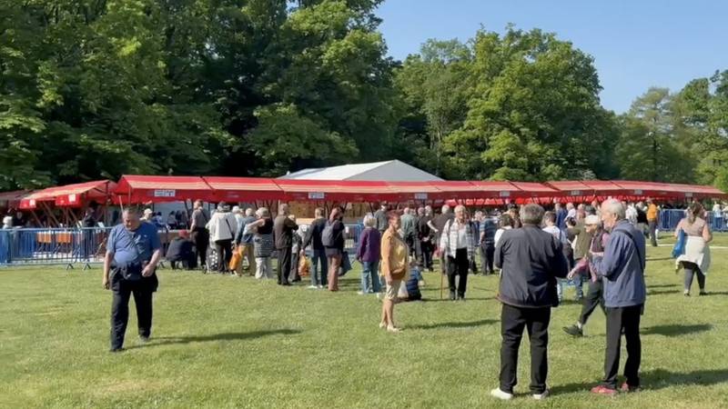 Građani dolaze na proslavu Praznika rada u Maksimir: Pripremili 45.000 porcija graha 16 screenshot 2025 05 01 at 09 36 17png